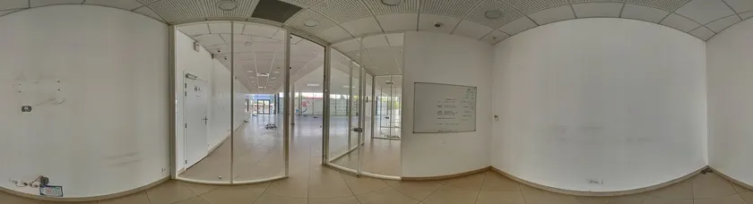 Local commercial 2239 m² · à Paris · 2 239 m² · 4 210 000 €